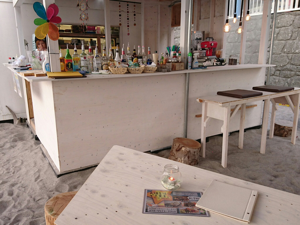 カムリングの店内